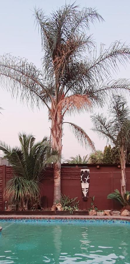 Bed and Breakfast La Casa On Bashee à Boksburg Extérieur photo
